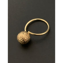 Load image into Gallery viewer, 18K Gold Ring Ball 1.47 grams Size 7 - Rafant
