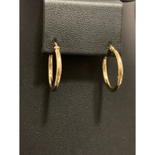 Load image into Gallery viewer, 18K Gold Earrings Hoops Loops 1.29 grams - Rafant
