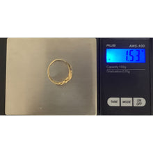 Load image into Gallery viewer, 18K Gold Ring Heart 1.53 grams Size 8 - Rafant
