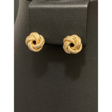 Load image into Gallery viewer, 18K Gold Earrings Stud Knot 2.15 grams - Rafant
