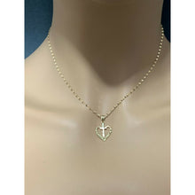 Load image into Gallery viewer, 18K Saudi Gold Necklace Chain 15.75&quot; w/ Heart Cross Pendant 1.41 grams - Rafant
